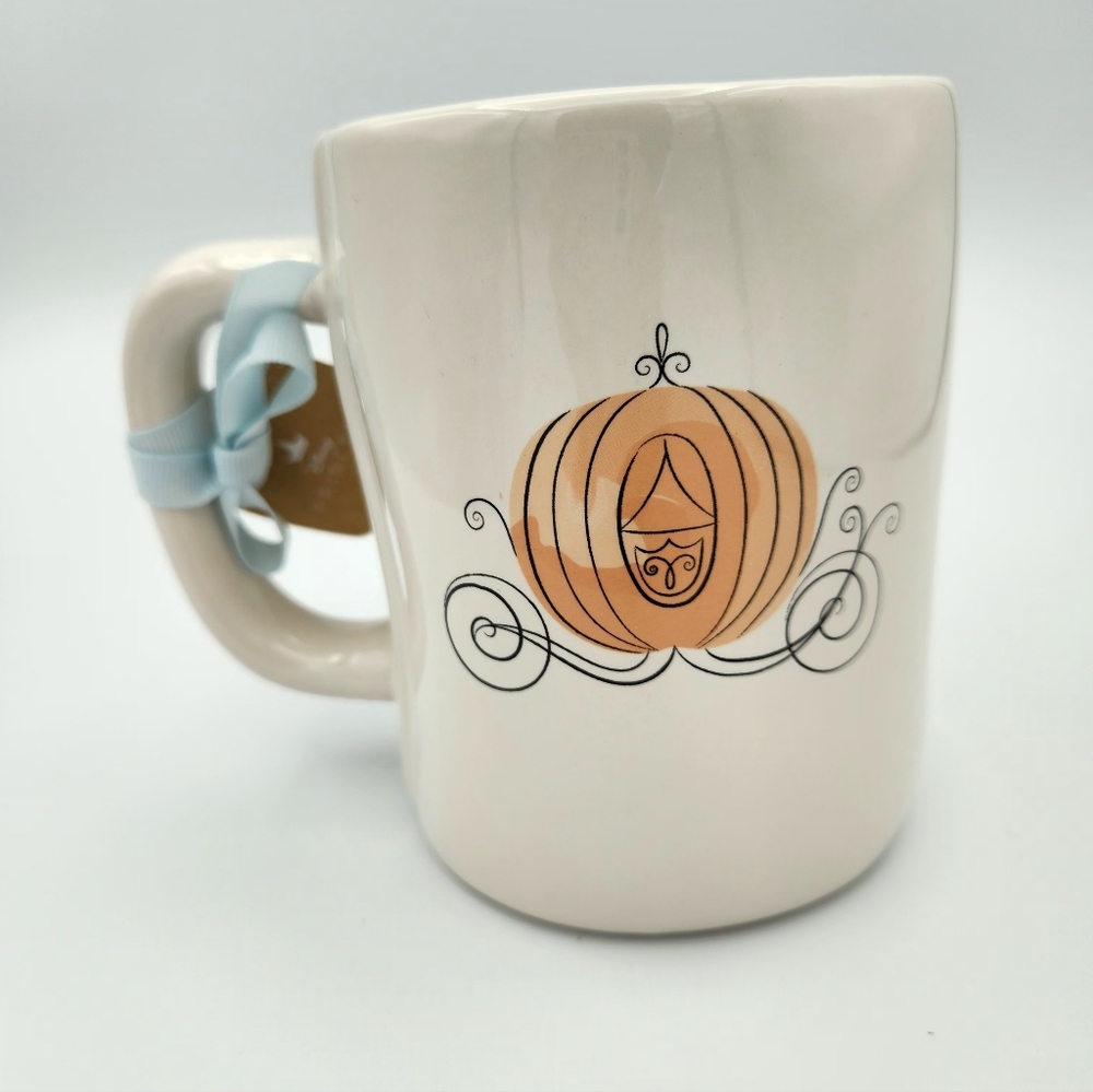 Rae Dunn Bibbidi Bobbidi Boo! Princess‎ Carriage White Coffee/Tea Mug NEW - Picture 2 of 5